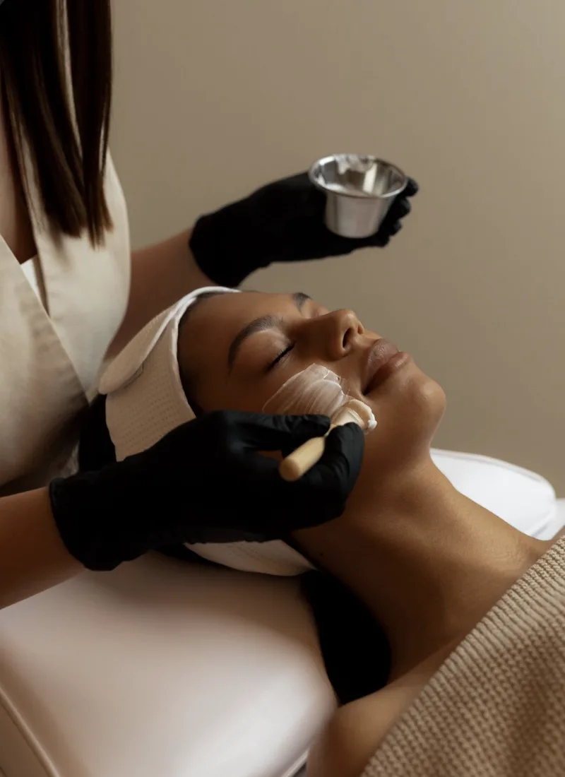 Soin du visage à l'institut A&L Beauty